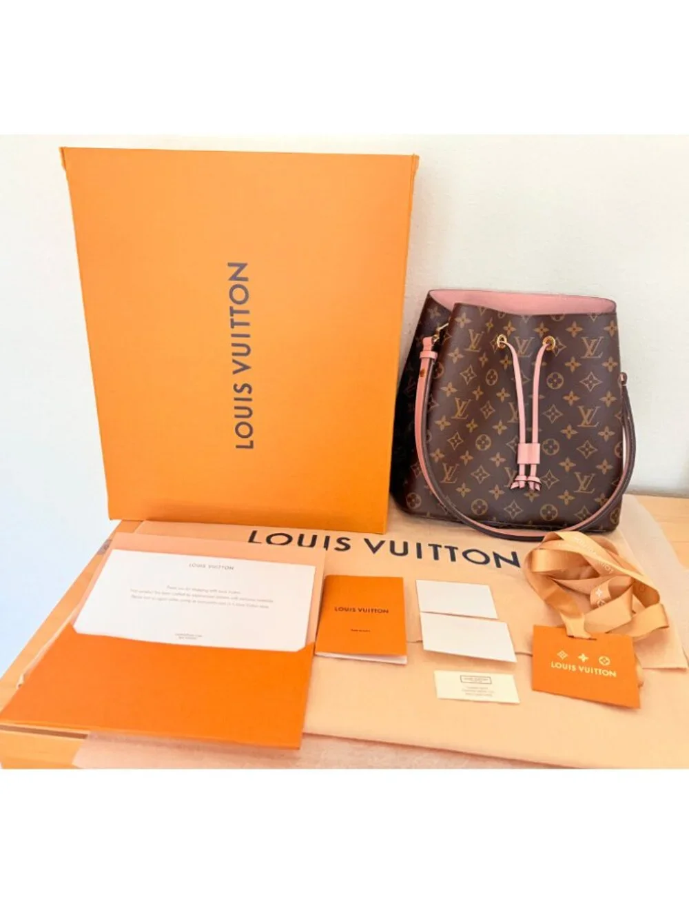 💯Authentic 🌹 Louis Vuitton 🌹 Monogram Neonoe MM Rose Poudre, M44022